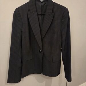 NWT Elegant Black Pinstripe Blazer